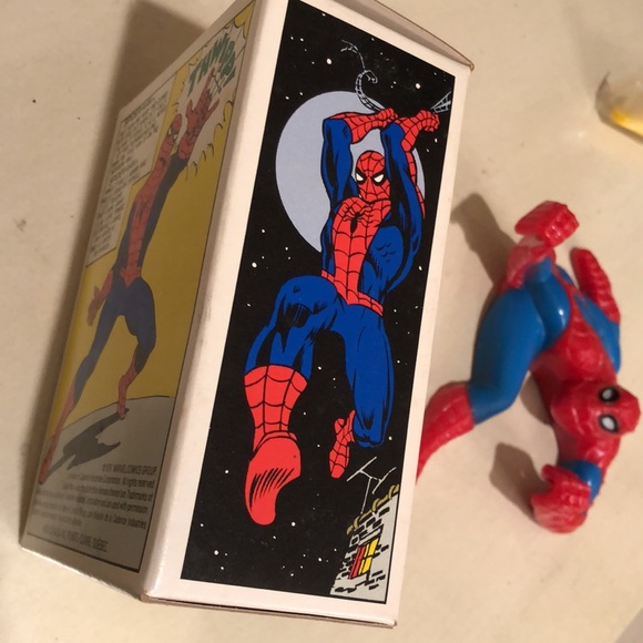 NIB Vintage 1979 Avon Spider-Man Toothbrush Holder - Picture 14 of 16